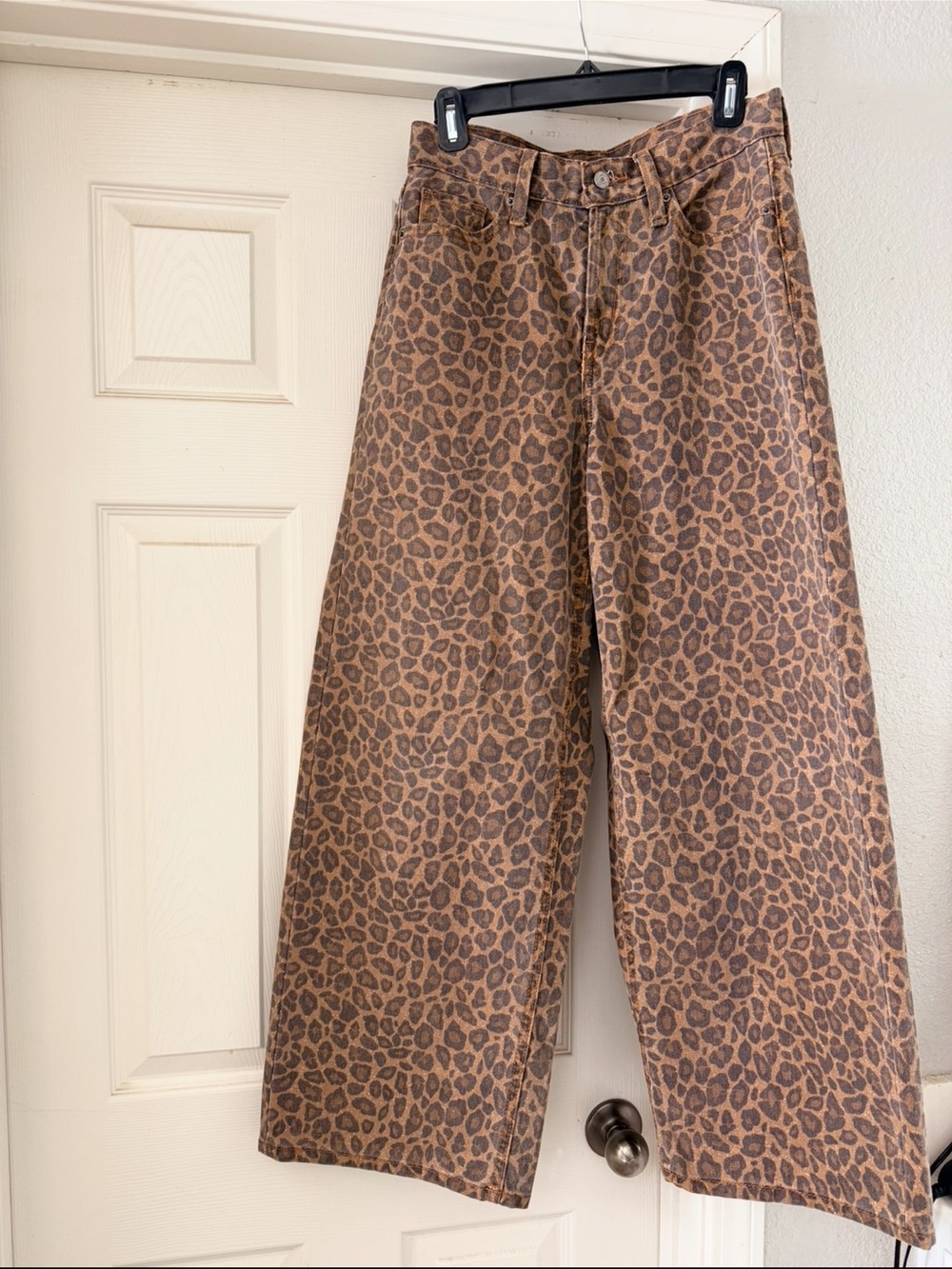 Old Navy Leopard Print Baggy Wide Leg Jeans - Brown